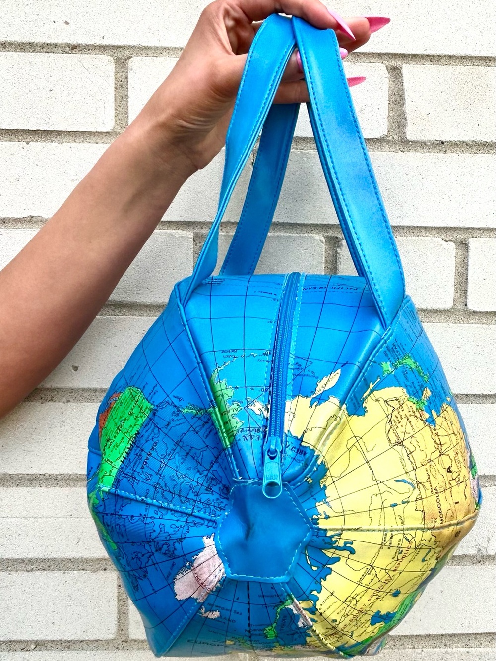 Blue Globe-Print Tote Bag - Women - Picture 4 of 6
